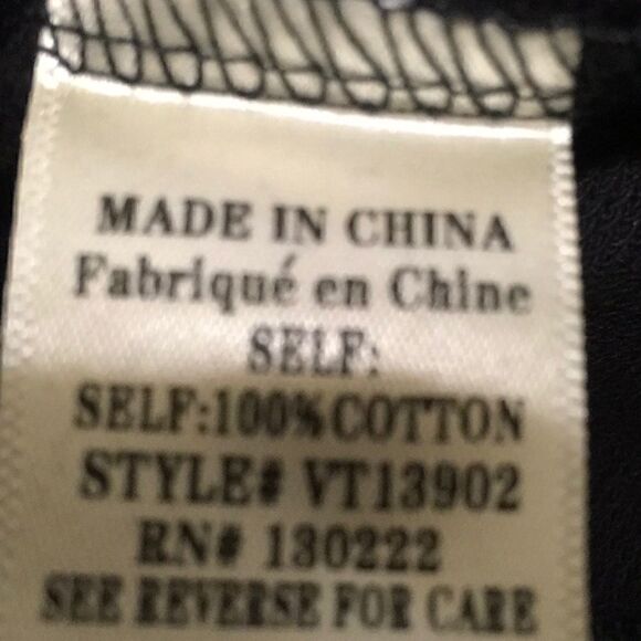 NWT Super Cute Ruffled Sweatshirt. - Picture 4 of 8